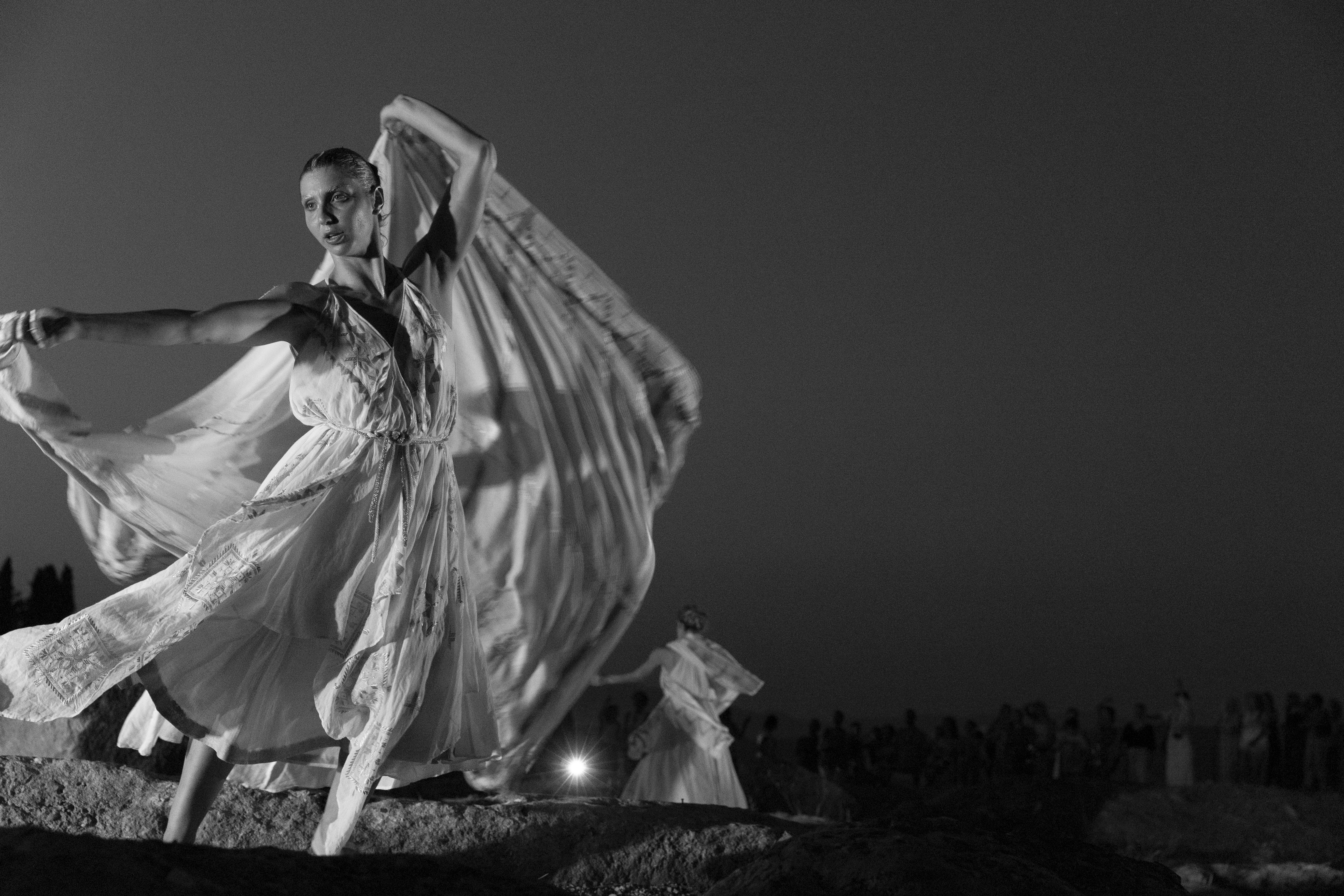 Breath of Light / Πνοή Φωτός in Ancient Corinth